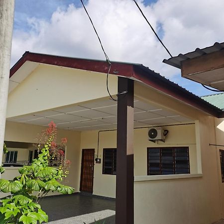 Homestay Che Wan Kuantan Exterior foto